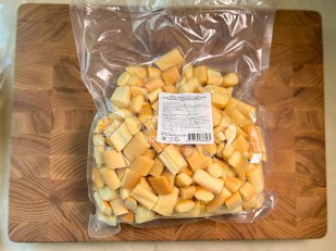 Диспенсеры для снеков: Сырный продукт ФЕРМЕРСКИЙ бочонок копченый