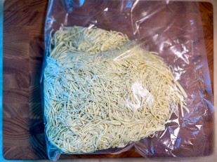 Сырный продукт ФЕРМЕРСКИЙ бочонок паприка: Сырный продукт ФЕРМЕРСКИЙ паутинка  укроп/чеснок