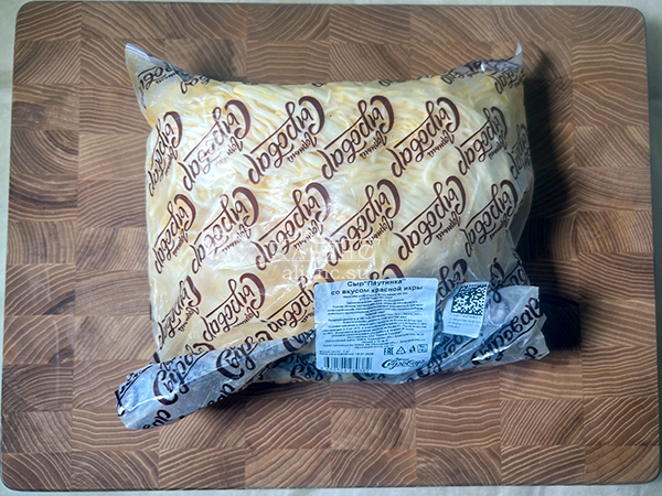 Сыр 1 кг ГОРНЫЙ СЫРОВАР (Паутинка со вкусом красной икры) в Кисловодске