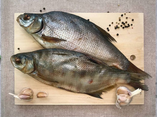 Корюшка вяленая без икры: Лещ цимлянский вяленый